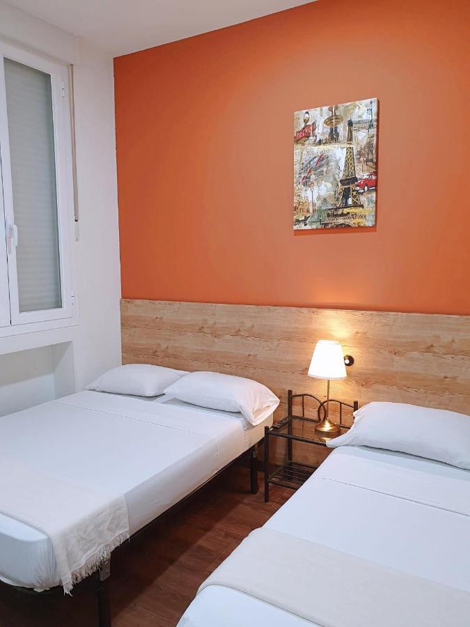 Apartamentos Fuencarral Madrid Ngoại thất bức ảnh