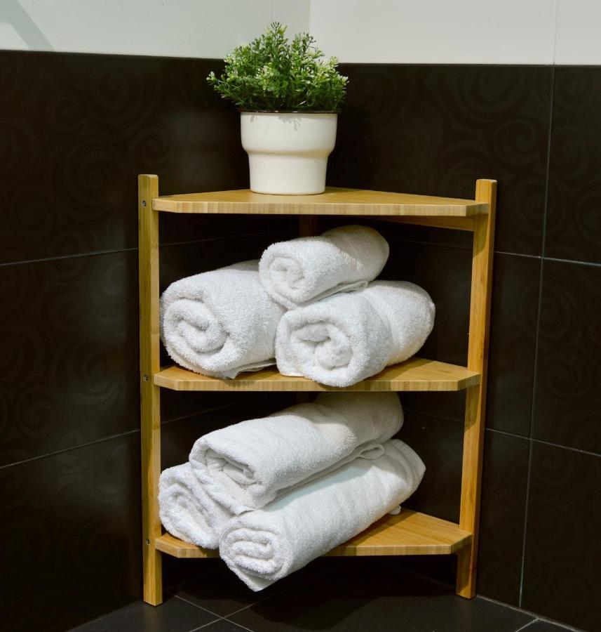 Apartamentos Fuencarral Madrid Ngoại thất bức ảnh